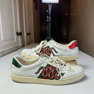 Mens Gucci Ace Embroidered Low Top Sneaker White Leather Snake Size 8 Used